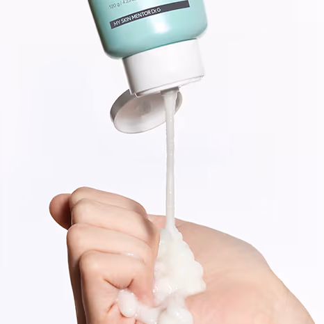 Làm sạch dịu nhẹ bằng phương pháp tẩy da chết vật lí - Bí quyết làm sáng da chuẩn K-Beauty